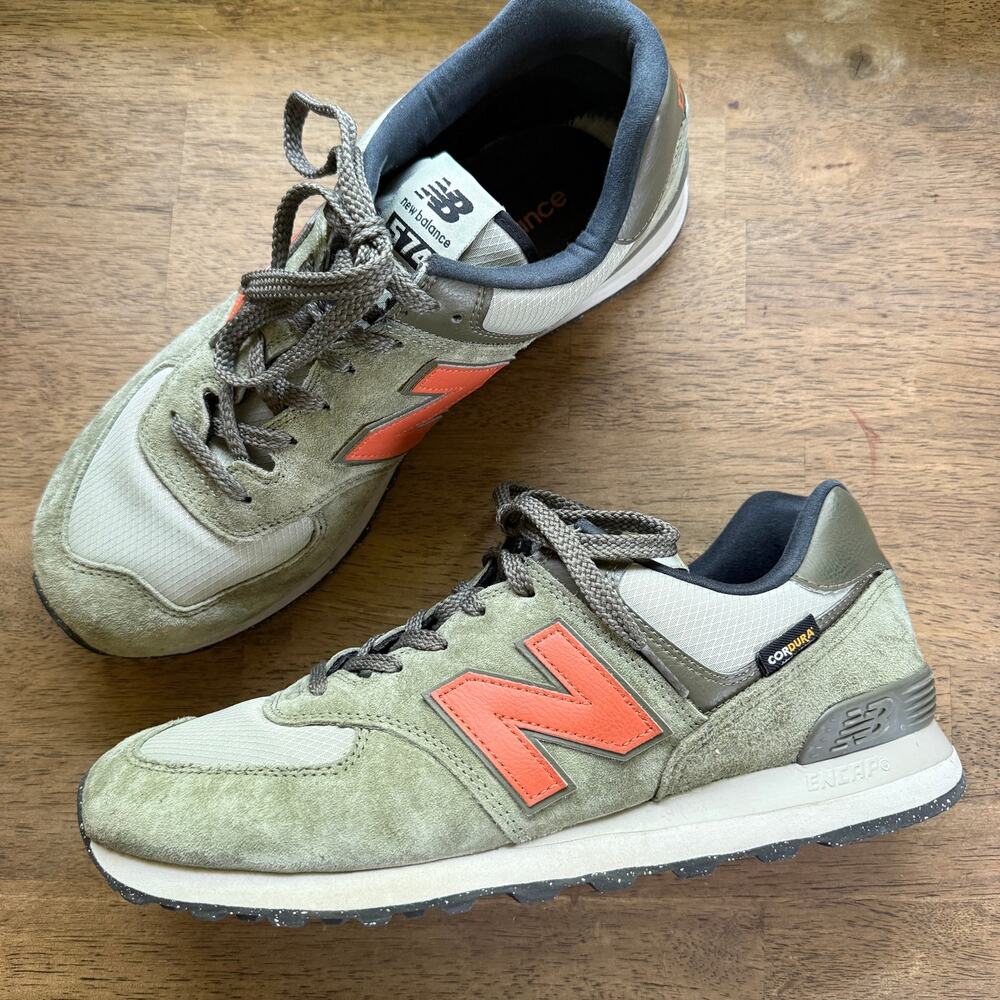 New Balance 574 Men's Suede Lifestyle Sneaker Size 11.5